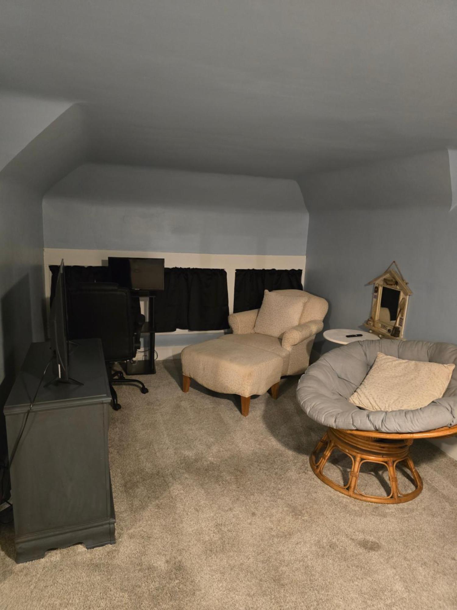 Appartamento Unit 2 At Oilgate At Oakdale Akron Esterno foto